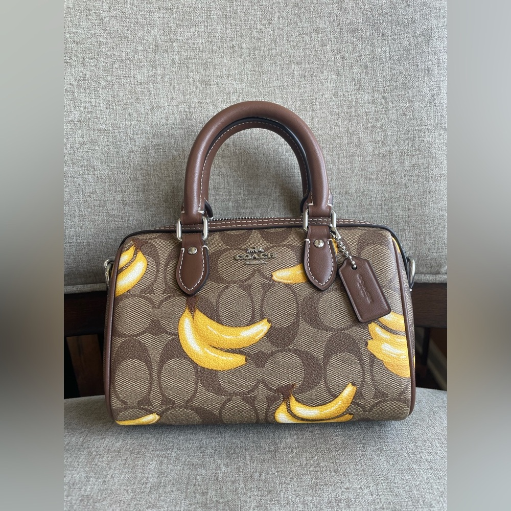 Last 2‼️NWT！COACH Mini Rowan Crossbody Bag In Signature With Banana Print（CR246）